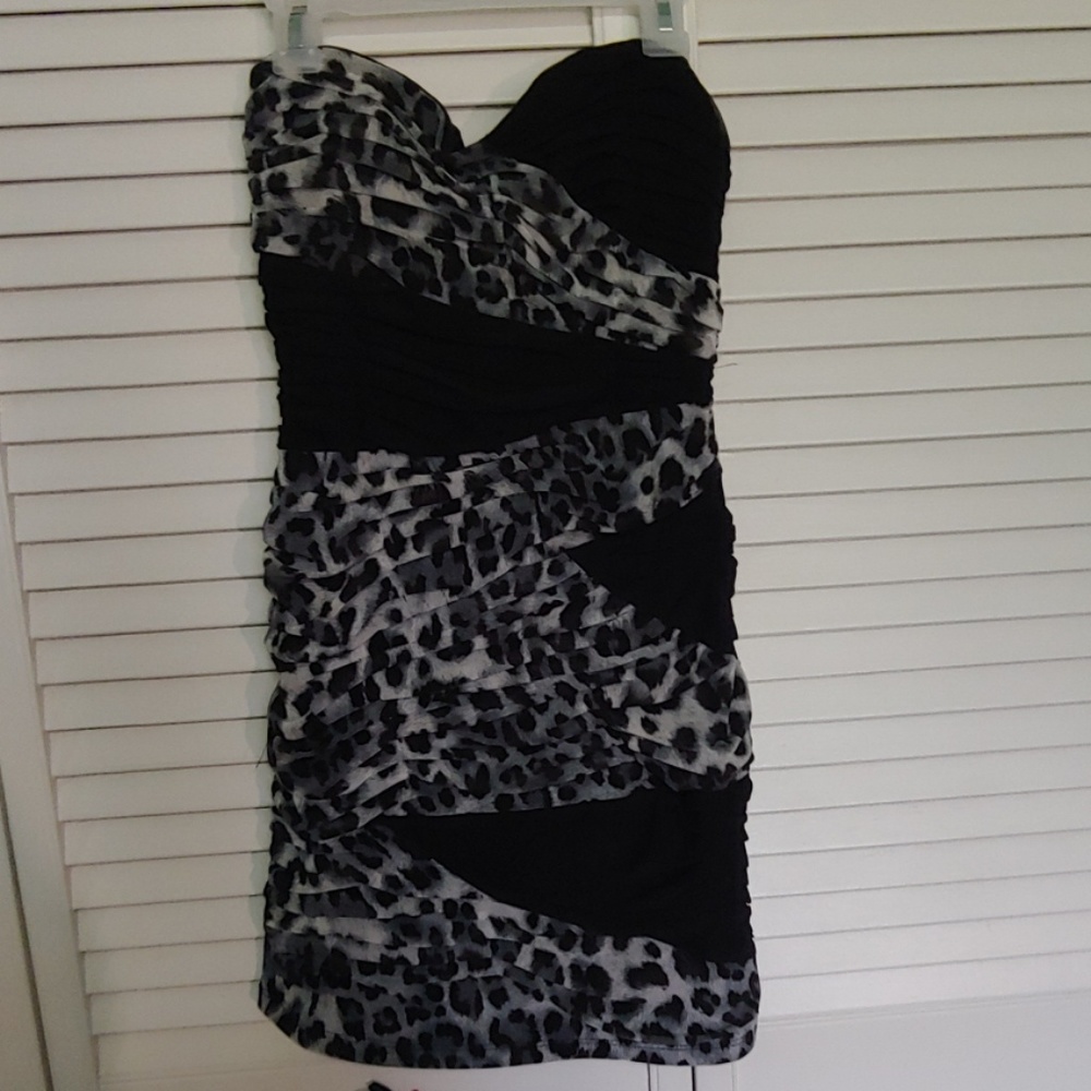Fitted black and grey cheetah party dress